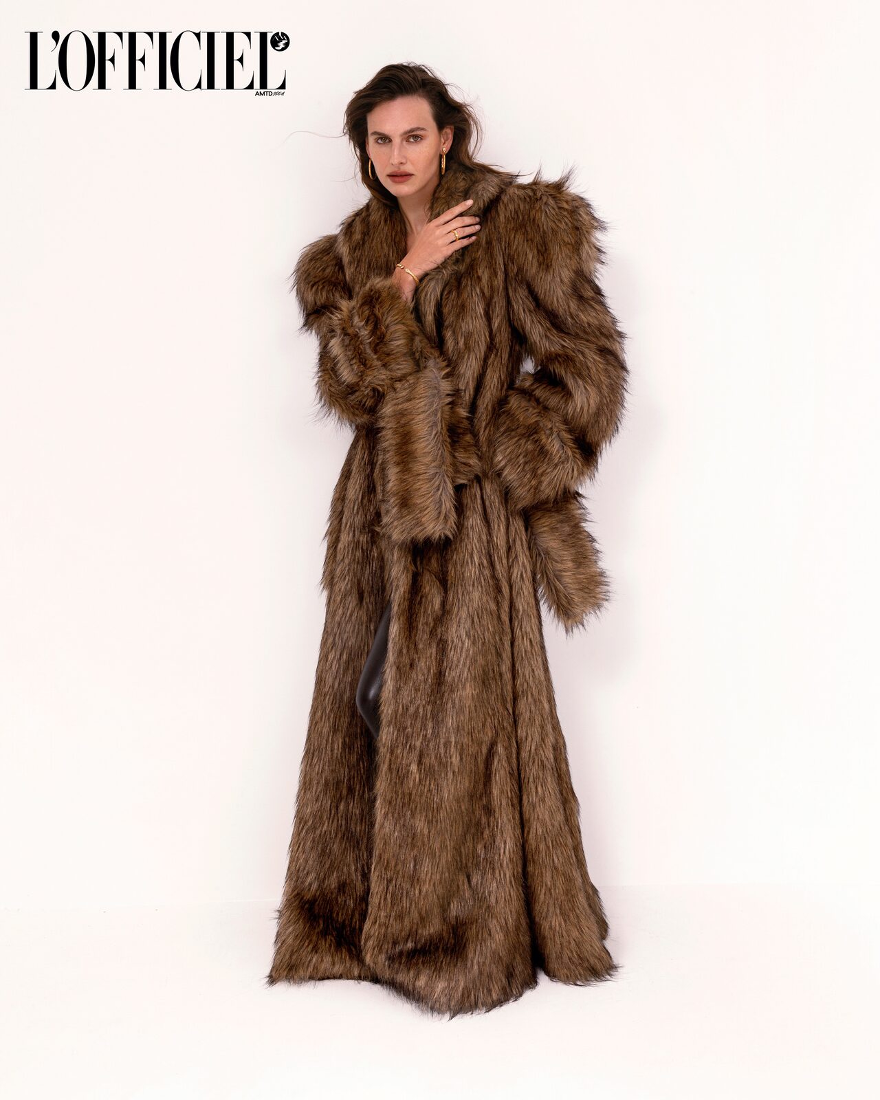 L'Officiel editorial